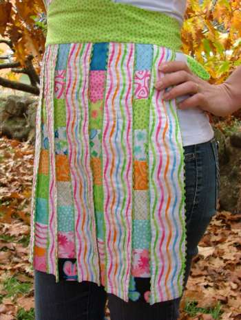 Cupcake Cutie Patchwork Apron - by Lisa North - Sewing Pattern