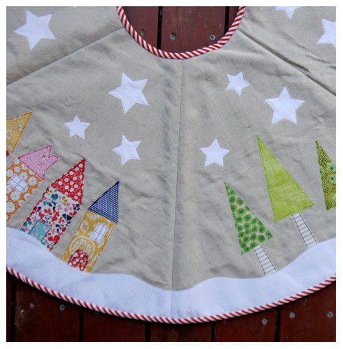 Yule Tide Tree Skirt
Pattern by Sew Along a joint venture by Tied with a Ribbon & Claire Turpin Design