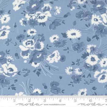 Nantucket Summer 55260-24 by Bonnie & Camille for Moda Fabrics quilting patchwork fabric