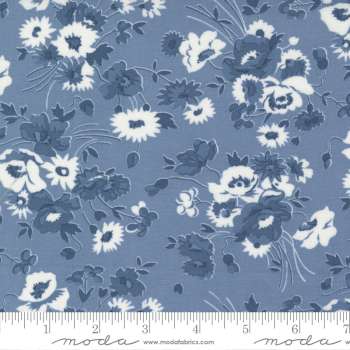 Nantucket Summer 55260-25 by Bonnie & Camille for Moda Fabrics quilting patchwork fabric