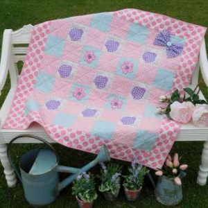 Snuggle Bug - Sally Giblin- Rivendale - Quilt Pattern