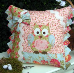 Betty Barn Owl - by Sally Giblin- Rivendale - Cushion Pattern
