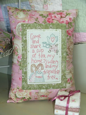 Tea & Roses Cushion - by The Birdhouse - Sewing Pattern