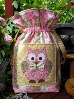 Esme Owl - by Sally Giblin - The Rivendale Collect - Bag Pattern