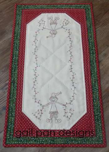 Happy Elves - by Gail Pan Designs - Runner Quilting Pattern