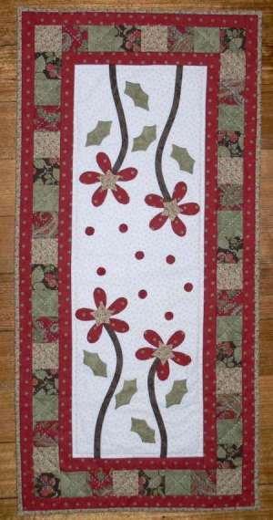 Red Blooms for Christmas- by Gail Pan Designs - Quilting Pattern