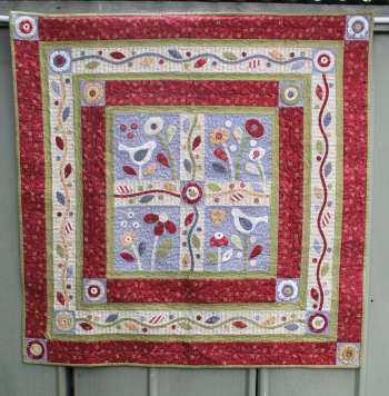 Springhurst - by Gail Pan Designs -Patchwork Quilting Pattern