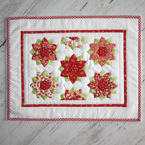 Tenderness Mini - by Lilabelle Lane Creations - Quilt Patterns