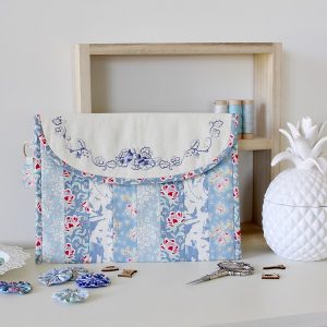 Summer Rose Pouch - by Molly & Mama - Patchwork Pattern
