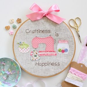 Craftiness is Happiness - by Molly & Mama- Creative Card Pattern