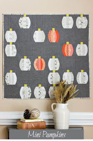 Mini Pumpkins by Sew Kind of Wonderful - Quilting & Patchwork Pattern  -  Modern Contemporary Quilt Pattern made using the Quick Curve Ruler