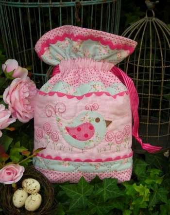 Miss Bossy Boots - by Sally Giblin- Rivendale - Bag Pattern
