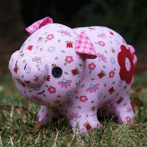 Oink Oink -  by Melly & Me - Doll & Softie Patterns