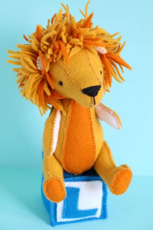 L is for Lion - by Ric Rac - Softie Pattern