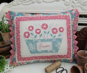 The Flower Pot - by Sally Giblin Rivendale - Cushion Pattern
