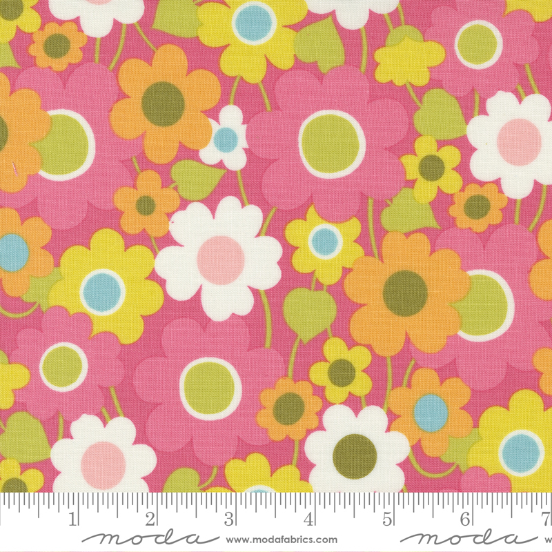 Flower Power 33712-14

Range by Maureen McCormick for Moda Fabrics.

Applique, patchwork and quilting fabric