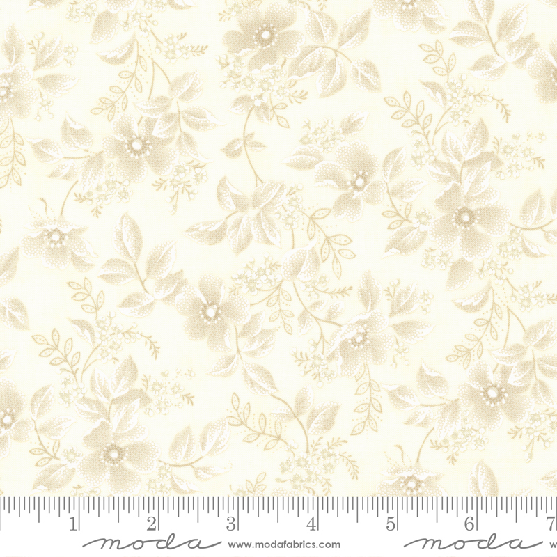 Cascade 44321-11 by 3 Sisters for Moda Fabrics Applique, patchwork and quilting fabric