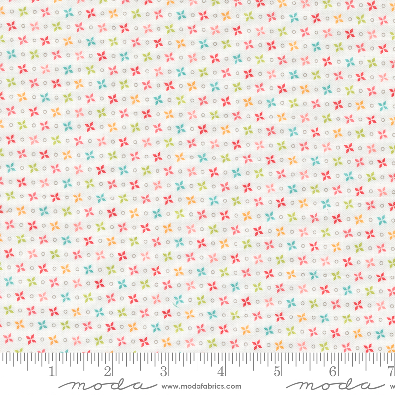 Strawberry Lemonade 37675-11

Fabric Collection by Sherri & Chelsi for Moda Fabrics

Applique, patchwork and quilting fabric.