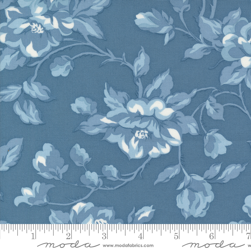 Shoreline 55300-23

by Camille Roskelly for Moda Fabrics

Applique, patchwork and quilting fabric.