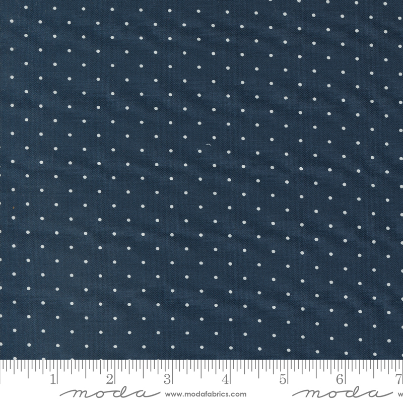 Shoreline 55307-14 by Camille Roskelly for Moda Fabrics Applique, patchwork and quilting fabric