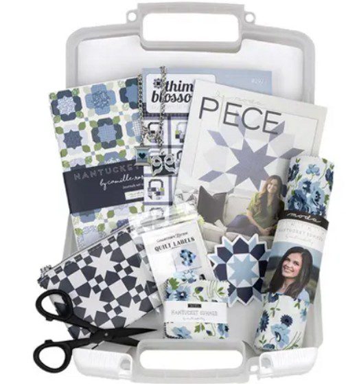 Nantucket Summer Collectors Bin
Applique, patchwork and quilting fabric.
Range by Camille Roskelley for Moda Fabrics.