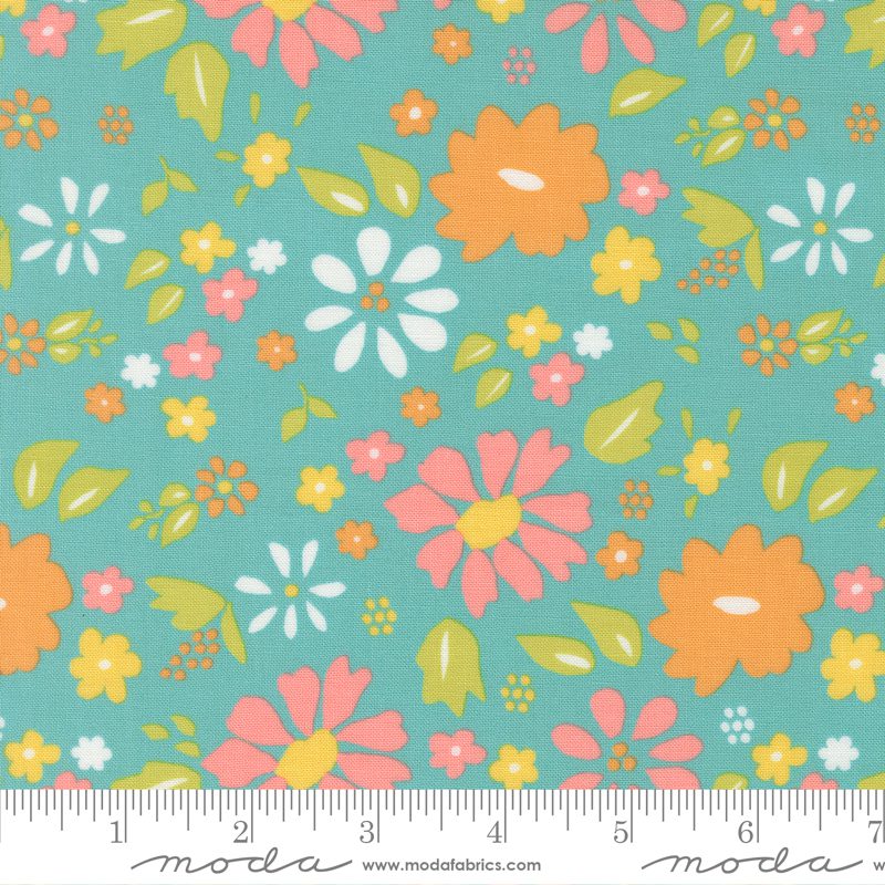 Delightfully Yours 37700-18 Fabric Collection by Sherri & Chelsi for Moda Fabrics Applique, patchwork and quilting fabric.